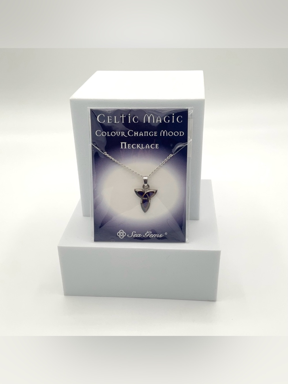 NEW NEVER USED Celtic Knot Mood Necklace Silver Plated